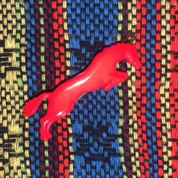 🌻 (5 items for $15)Red Mustang Lot~ a little weird but in a good way (I think?) - Picture 3 of 16
